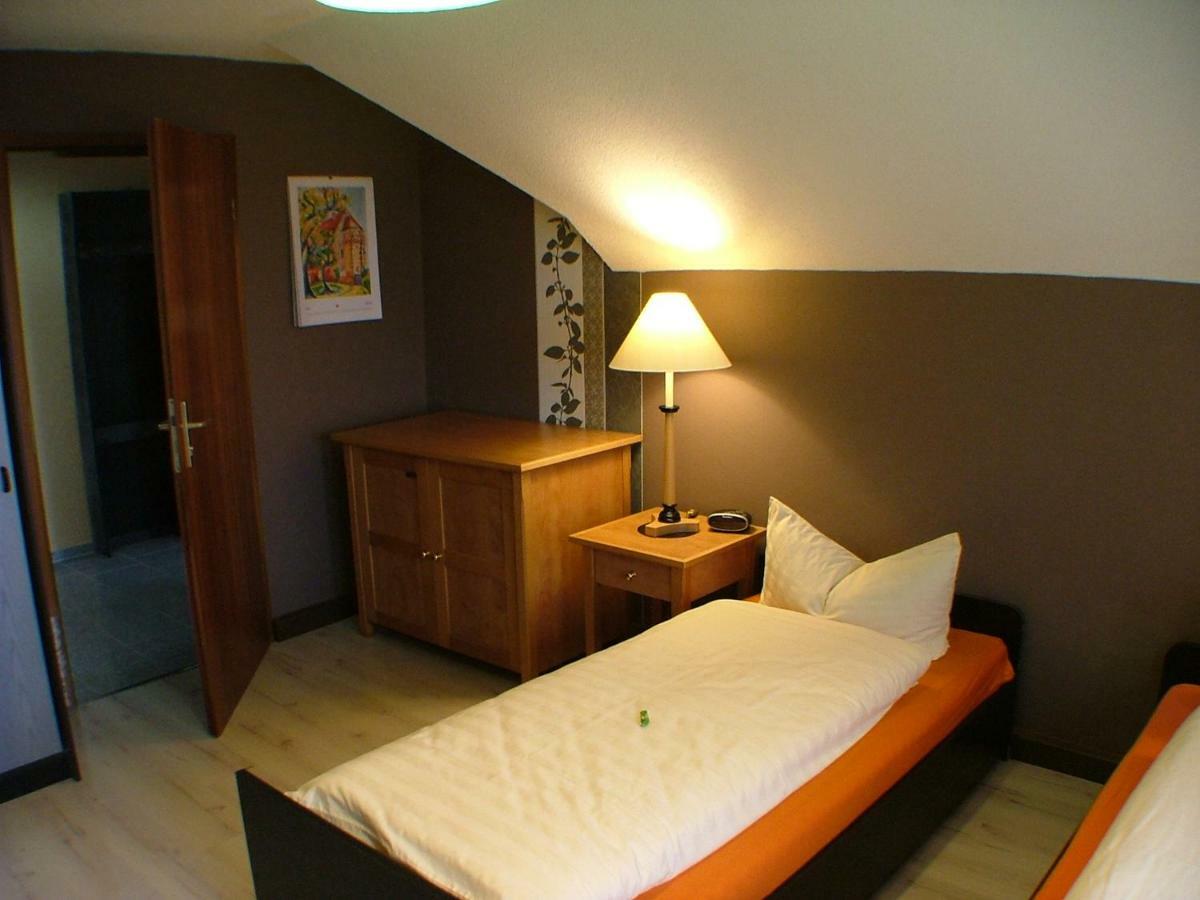Hotel Garni Pension Zur Lutherstadt Lutherstadt Eisleben Kültér fotó